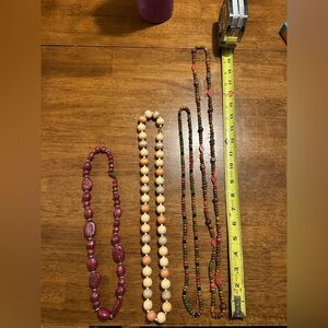 Elegant set of 4 Necklaces